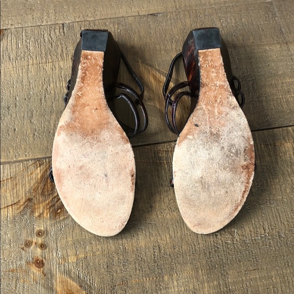 STUART WEITZMAN Turtle Shell Sandals - Picture 5 of 5